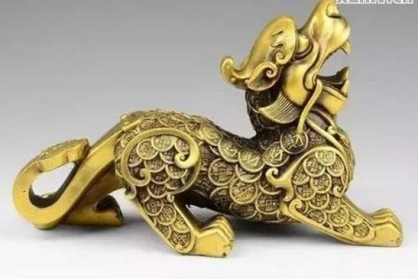 山头火命狗佩戴的吉祥物与风水奥秘探秘 山头火命狗佩戴的吉祥物与风水奥秘探秘