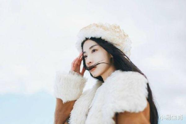 腿长女生的独特命运：在时尚与人生的交汇点上