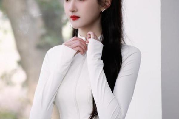 心软之人：命运的温柔与挑战交织