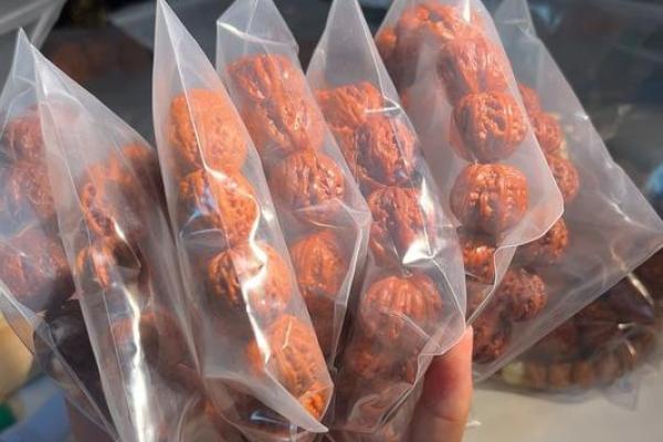 火命人适合玩什么文玩？探秘火命的文玩选择与养成之道