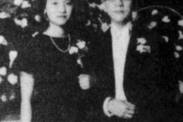 探索1983年女性命理：揭开属卦之谜，寻找命运之钥！