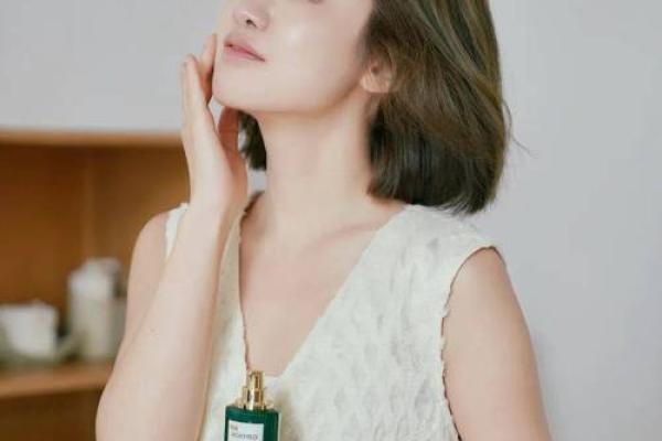 没钱的贵妇命:华丽外表下的无奈与焦虑 没钱的贵妇命:华丽外表下的无奈与焦虑