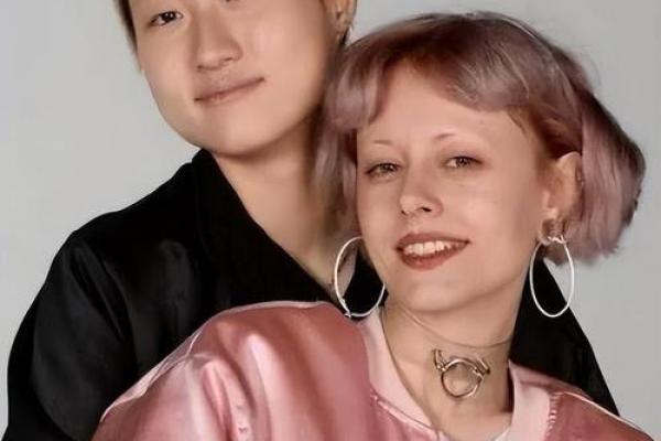 自私的女人：命运的选择与生活的真相