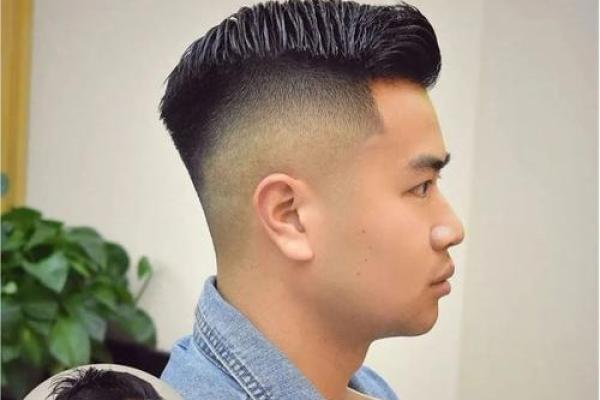 发型决胜：男士发型如何影响形象与气场的探讨