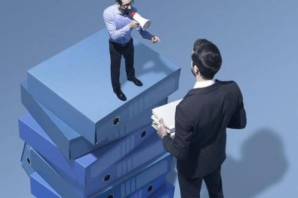 2018年属鸡人的命理解析与人生建议，助你扬帆起航！