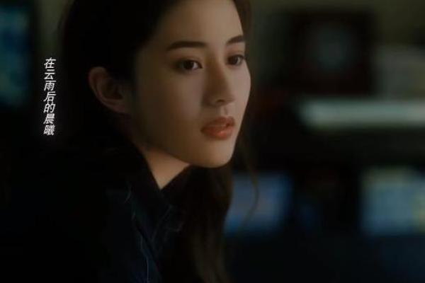 李嘉欣的美丽与智慧：命运背后的真实故事