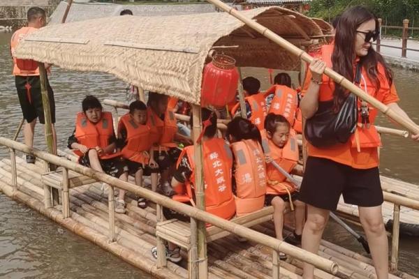 火命人适合的婚姻：热情与和谐共舞的浪漫之旅