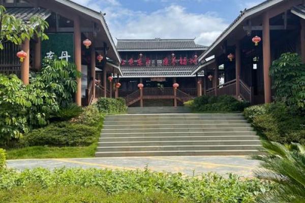 木命人士适合什么颜色的大门？探索五行与大门色彩的和谐之道