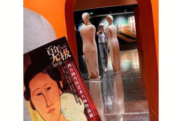 美人唇的女人命运：优雅与挑战并存的秘密