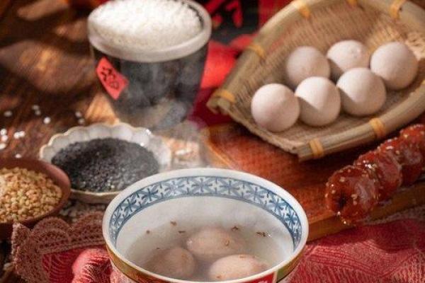 2001年正月十五：灯谜与团圆的美好时光