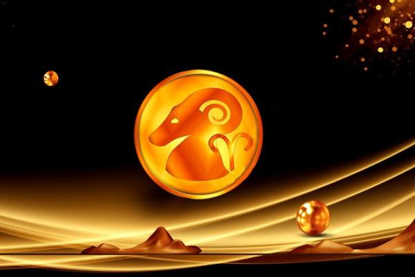 2014年属相蛇的命运分析：探索智慧与独立的精彩人生
