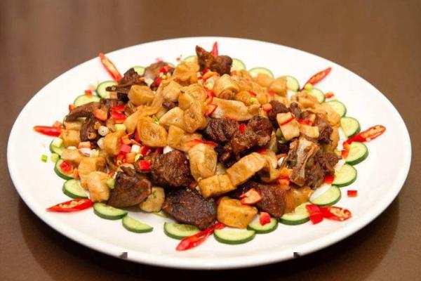 食神多的女人命运解析：美食与人生的奇妙联系