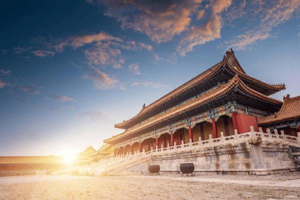 探寻“皇后命”的奥秘：字义与智慧之旅