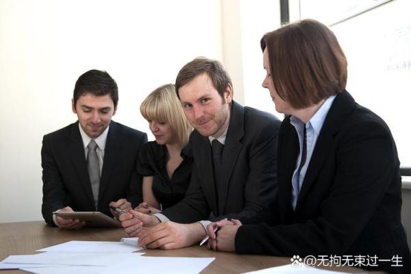 乙辰命格解析：适合何种事业与人际关系的完美指南