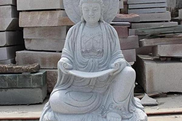 根据命里缺水，选择什么佛像最合适？水的象征与佛像的深意解析