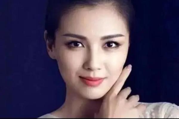 1909年牛年：解析属牛人的命运与性格特征