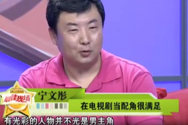 属猴巳时生人命运解析：聪慧与挑战的双重人生