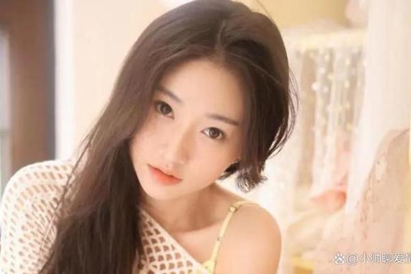 女人脚大手小的命运：生活中的隐秘与智慧