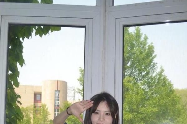 命运之轮：1995年出生女孩的精彩人生旅程