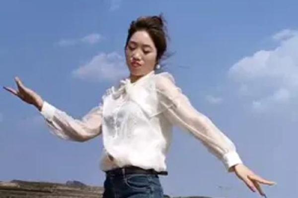 水命者的首饰推荐：点亮你的生命之水，让魅力无限绽放！
