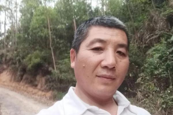 命运的召唤：为何某些命格注定要参加葬礼？