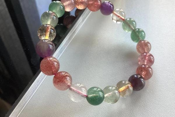 火命缺水，如何选择合适的佩戴物品提升运势？