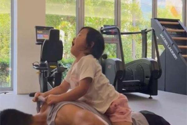 女儿出生5.9斤：如何解读她的命运与未来？