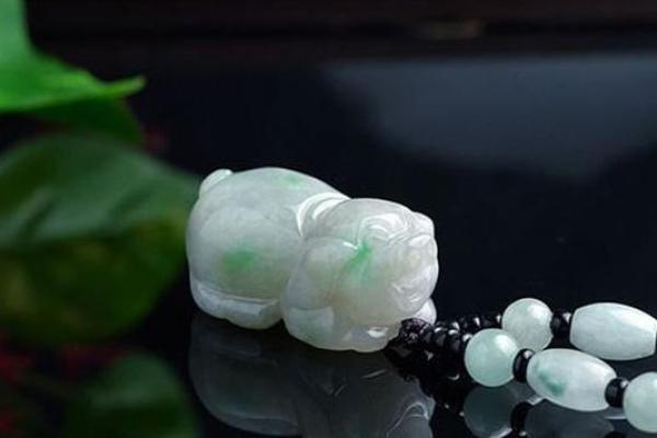金命之人佩戴什么饰品最为旺盛？揭示独特的风水秘诀！