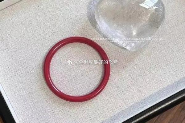 适合戴玉人的命理解析：提升运势的神秘宝石之选