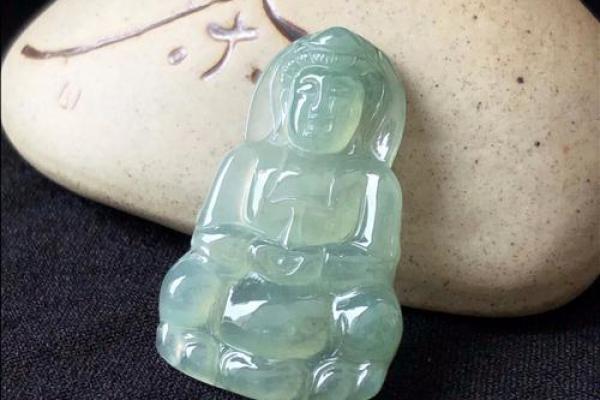 男观音命的人适合佩戴哪些饰物，提升运势与气场？
