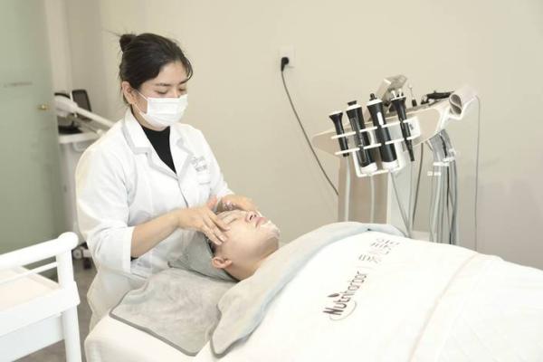 猪年宝宝命运解析：幸福与财富的双重享受