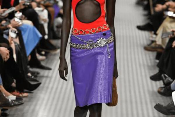 1996年出生的人：命运之路与人生探索的启示