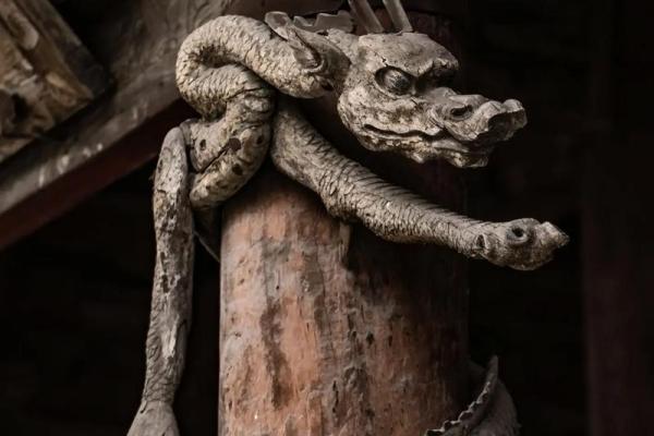 生肖龙在12月的命运解析：解锁你的成功之钥！