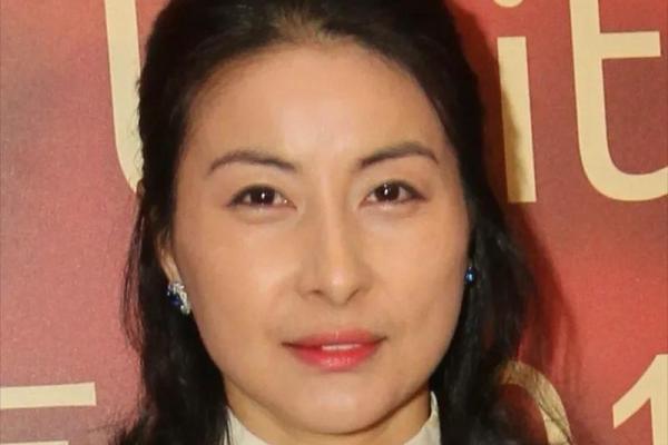 眉毛太粗太浓的命理解析与风水影响，助你掌握人生运势