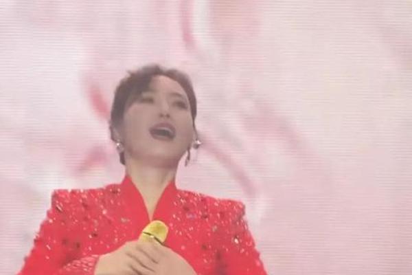 用相依相伴的情感，编织人生的美好篇章