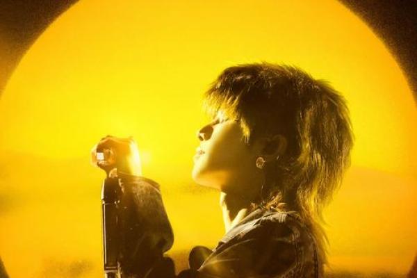 命若琴弦：人生的脆弱与坚韧，弹奏出独特的乐章