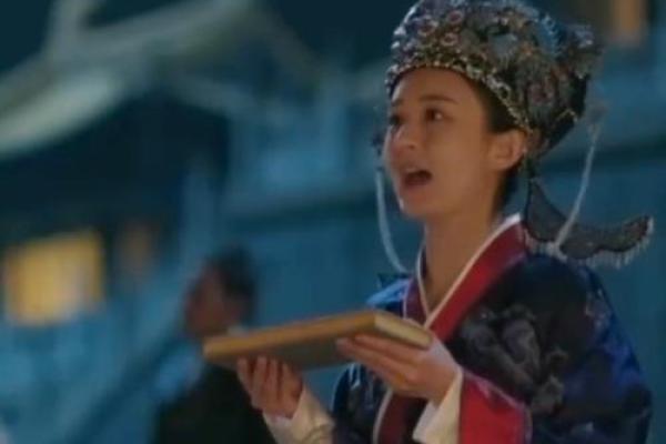 揭秘古代女人的荣耀：命妇与诰命夫人的世界