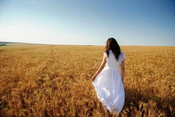 没有下巴的人命格解析：体悟生命的独特与深刻