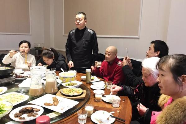 腊月十五的传统习俗与家庭团聚的美好时刻