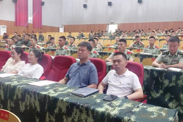 探秘大海水者的命理，为何水的柔情与刚毅共存？