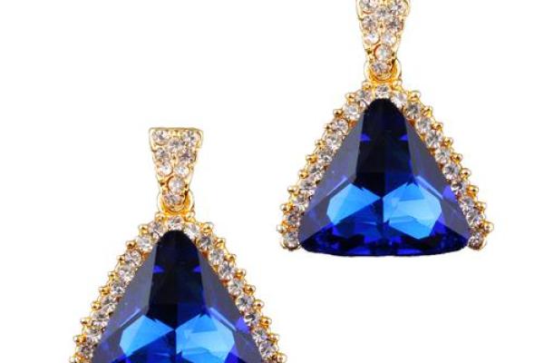 为童女命者选购饰品的完美指南，提升气质魅力！