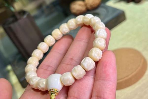 城头土命者佩戴文玩的推荐及注意事项 城头土命者佩戴文玩的推荐及注意事项