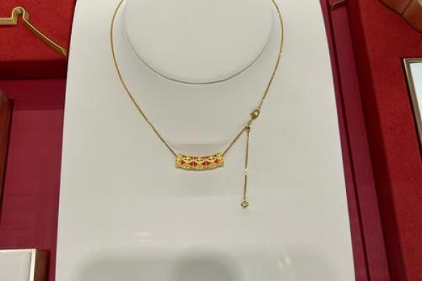 太阳火命者的魅力：适合的饰品推荐与搭配秘诀