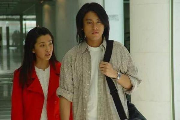 母亲与女儿之间的命格之谜：恨的背后竟藏着这些秘密