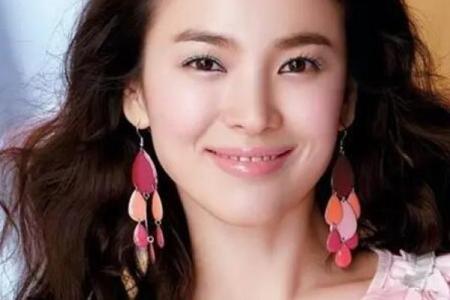 女人花园面相解析：揭秘命运与幸福的秘密！