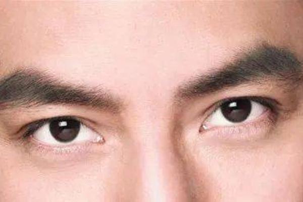 看眉短的男人命运，如何影响人生与性格