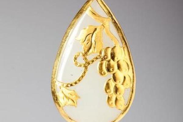 揭秘白蜡金命与生肖运势：金属之光照耀你的人生之路