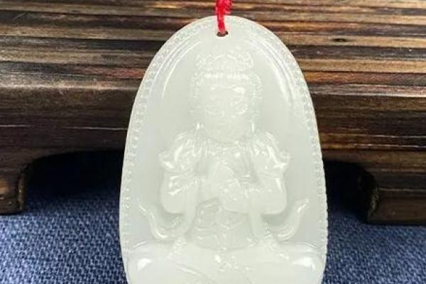 揭秘：什么命的人更需要佩戴金饰，提升运势与财运！