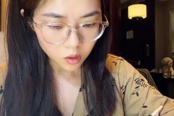 1982年土命人的命格解析与人生指南 1982年土命人的命格解析与人生指南