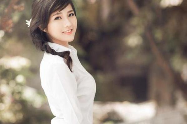 剑峰金命:探寻命理中的光辉之路与人生智慧 剑峰金命:探寻命理中的光辉之路与人生智慧